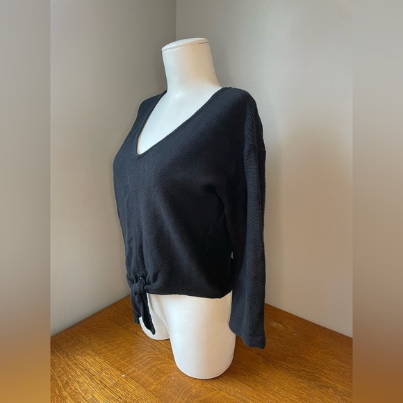 Madewell Texture & Thread Tie-Knot V-Neck Blouse Cropped Black Cotton Size XS - Picture 10 of 16
